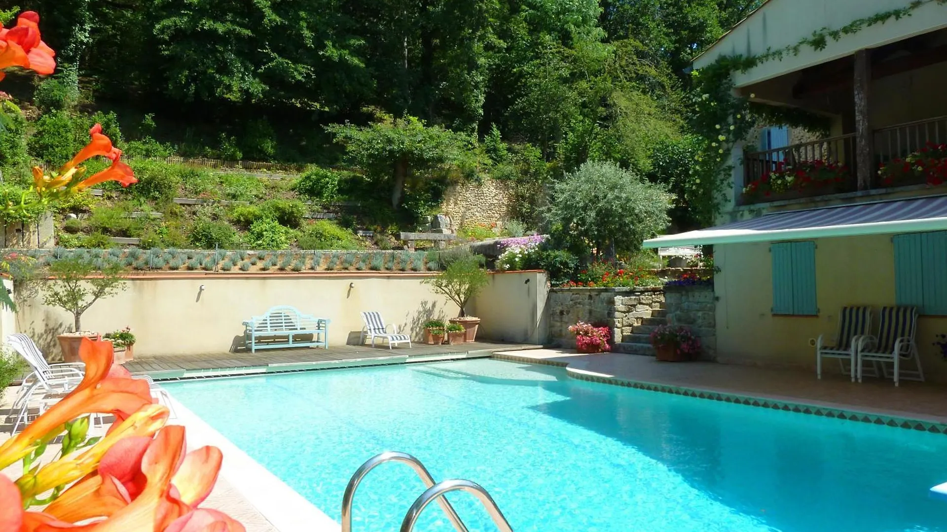 The Gatehouse Villa Castres